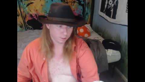 Snapshot of burningflute chatting on 09/23/25, 07:28 burningflute online show from 09/23/25, 07:28