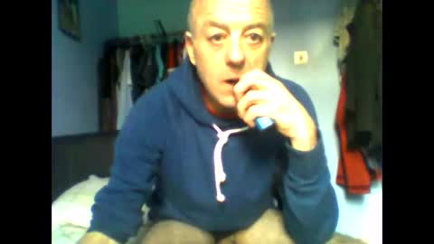 Snapshot of burnleyguy1977 chatting on 02/17/26, 07:49 burnleyguy1977 online show from 02/17/26, 07:49