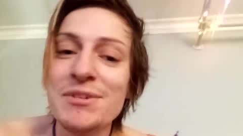 Snapshot of bushwitch chatting on 03/30/26, 09:05 Hedge online show from 03/30/26, 09:05