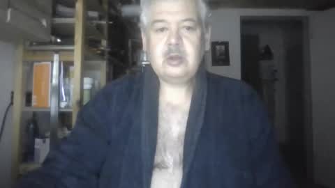 busi online show from 09/15/25, 12:32