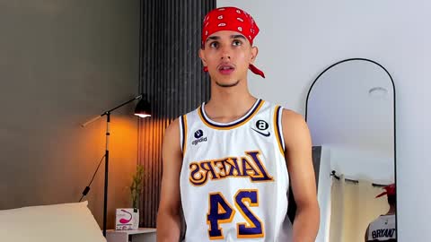 Buster independent model online show from 01/05/25, 01:36