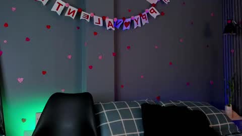 Buster independent model online show from 02/13/25, 05:05