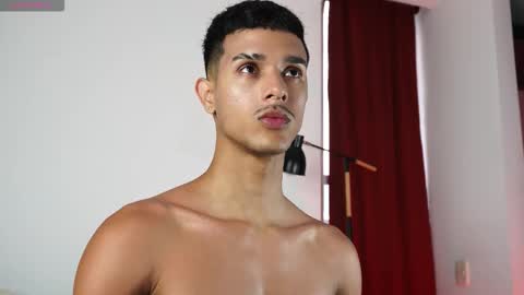 Buster independent model online show from 02/20/26, 10:43