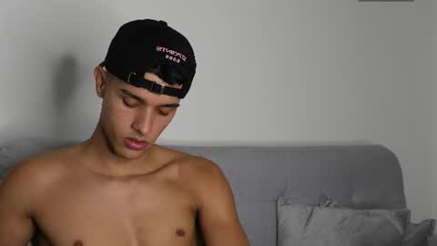 Snapshot of busterspinter chatting on 06/18/26, 12:22 Buster independent model online show from 06/18/26, 12:22