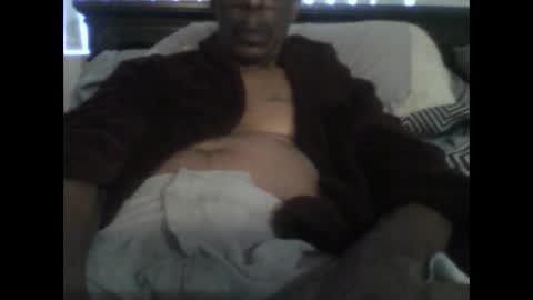 Busturgutzgd1 online show from 12/07/24, 09:33