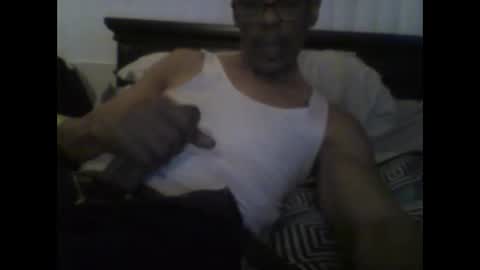 Busturgutzgd1 online show from 12/21/24, 04:30