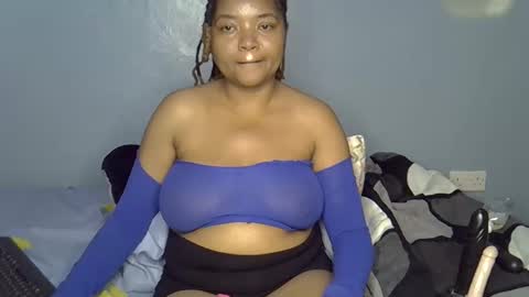Snapshot of busty_kenzi chatting on 05/26/26, 06:31 busty kenzi online show from 05/26/26, 06:31