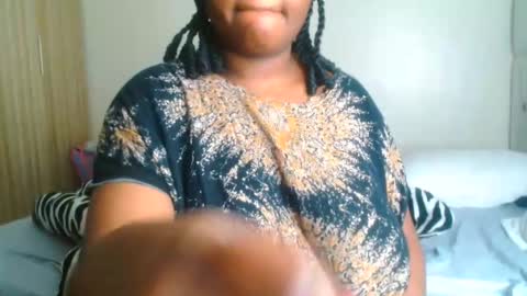 busty_mellons69 online show from 04/30/26, 08:31