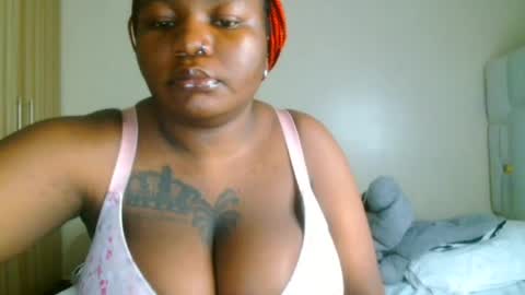 Snapshot of busty_mellons69 chatting on 06/12/26, 04:22 busty_mellons69 online show from 06/12/26, 04:22