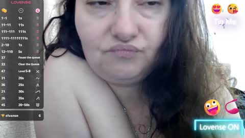 Snapshot of bustyemma chatting on 01/05/26, 05:27 Emma online show from 01/05/26, 05:27