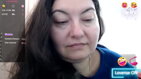 Snapshot of bustyemma chatting on 01/14/26, 11:49 Emma online show from 01/14/26, 11:49