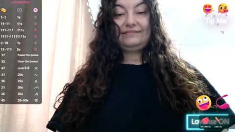 Snapshot of bustyemma chatting on 02/07/26, 11:25 Emma online show from 02/07/26, 11:25