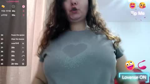 Snapshot of bustyemma chatting on 03/18/26, 08:17 Emma online show from 03/18/26, 08:17