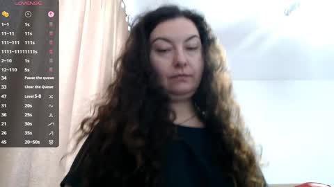 Snapshot of bustyemma chatting on 03/25/26, 10:32 Emma online show from 03/25/26, 10:32