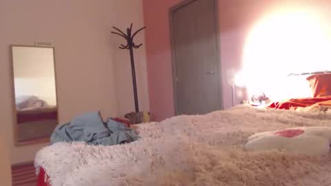 anna online show from 03/11/25, 09:48