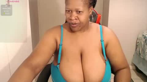 lisa online show from 12/15/24, 03:13