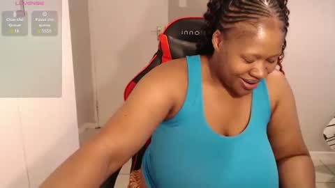 lisa online show from 03/10/25, 12:04