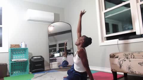 Snapshot of butt3rcup chatting on 09/18/25, 03:41 Goddess online show from 09/18/25, 03:41