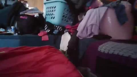 Snapshot of butt_truckin chatting on 12/05/25, 07:54 butt_truckin online show from 12/05/25, 07:54