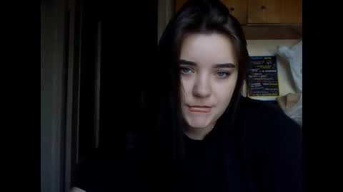 Snapshot of butterfly18988 chatting on 10/22/25, 06:57 butterfly18988 online show from 10/22/25, 06:57