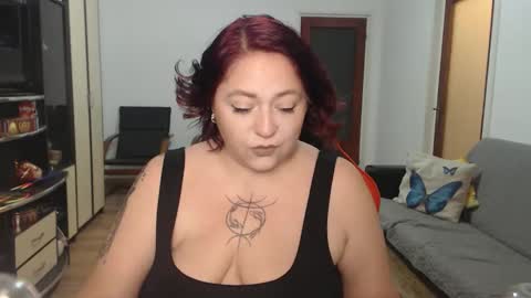 Snapshot of butterflywtf chatting on 04/20/26, 09:49 Mary online show from 04/20/26, 09:49