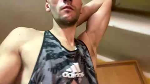 Snapshot of buttlover___ chatting on 01/06/25, 09:43 buttlover___ online show from 01/06/25, 09:43