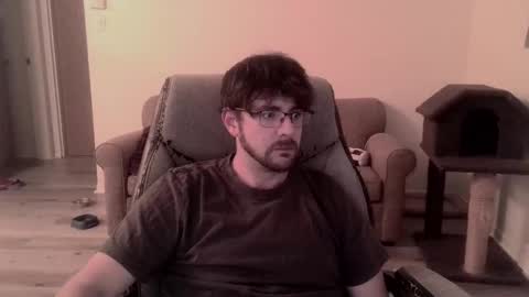 Snapshot of buttsmasher666 chatting on 11/20/25, 12:33 Astaroth Angel online show from 11/20/25, 12:33