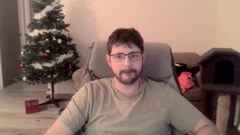 Snapshot of buttsmasher666 chatting on 11/29/25, 08:01 Astaroth Angel online show from 11/29/25, 08:01