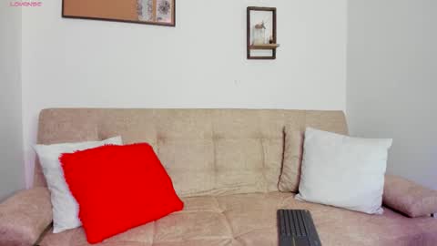 Snapshot of buunny_bella chatting on 03/17/26, 10:24 BUNNY BELLA online show from 03/17/26, 10:24