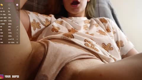 Snapshot of buupsi chatting on 01/21/25, 07:28 buupsi online show from 01/21/25, 07:28