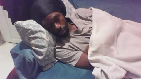 Snapshot of buzsy chatting on 12/08/24, 03:43 Buzsy online show from 12/08/24, 03:43