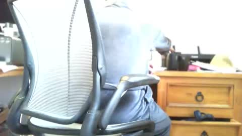 Snapshot of bvvwully chatting on 02/25/26, 11:09 Blooter online show from 02/25/26, 11:09