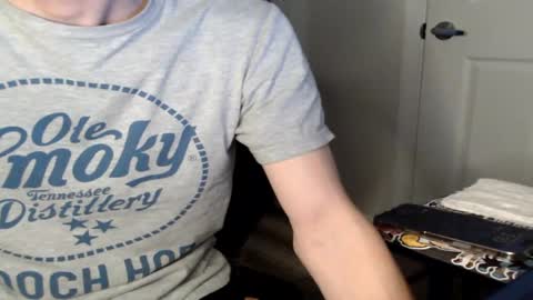 Snapshot of bwc4u365 chatting on 02/19/25, 08:10 bwc4u365 online show from 02/19/25, 08:10