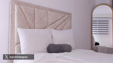    online show from 02/03/26, 03:15