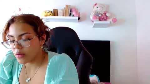 Snapshot of by_naughty chatting on 12/26/24, 08:32 by_naughty online show from 12/26/24, 08:32