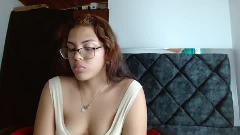 Snapshot of by_naughty chatting on 12/30/24, 04:08 by_naughty online show from 12/30/24, 04:08