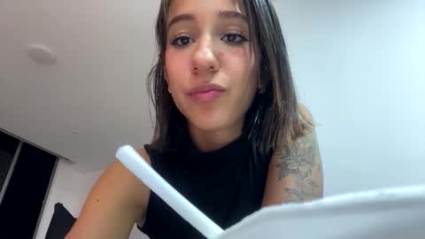 Snapshot of by_salome chatting on 11/15/25, 12:41 salome online show from 11/15/25, 12:41