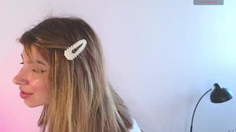 Kira online show from 10/29/25, 09:22