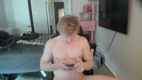 Snapshot of c00ki3m0nstr chatting on 07/13/26, 10:12 c00ki3m0nstr online show from 07/13/26, 10:12