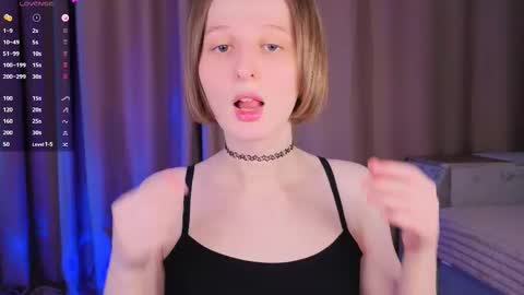 Snapshot of c0ralynx chatting on 03/16/26, 08:07 C0ralynx online show from 03/16/26, 08:07