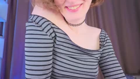 Snapshot of c0ralynx chatting on 04/15/26, 07:59 C0ralynx online show from 04/15/26, 07:59