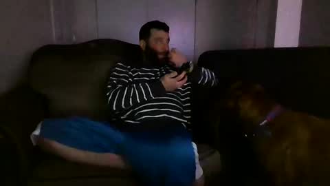 Snapshot of c2cmee chatting on 12/07/24, 02:31 c2cmee online show from 12/07/24, 02:31