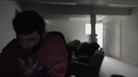 Snapshot of c2cmee chatting on 12/28/24, 02:22 c2cmee online show from 12/28/24, 02:22