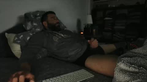 Snapshot of c2cmee chatting on 10/14/25, 12:50 c2cmee online show from 10/14/25, 12:50