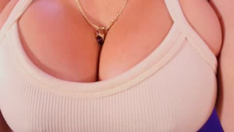 Carolina online show from 02/25/26, 03:05