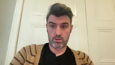 Snapshot of c_life128 chatting on 01/08/25, 10:16 c_life128 online show from 01/08/25, 10:16