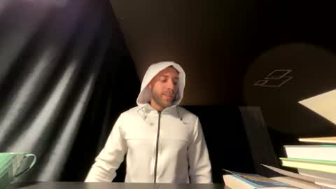 Snapshot of c_o_n_q_u_e_r chatting on 09/21/25, 01:51 CQ online show from 09/21/25, 01:51