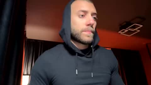 Snapshot of c_o_n_q_u_e_r chatting on 09/22/25, 01:51 CQ online show from 09/22/25, 01:51