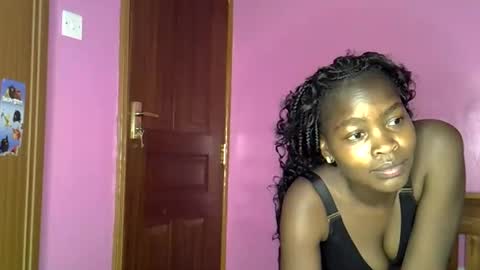 Snapshot of c_trish chatting on 09/17/25, 06:42 C--trish online show from 09/17/25, 06:42