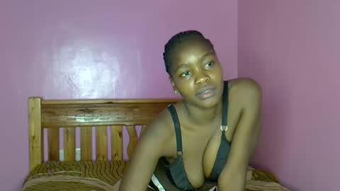 Snapshot of c_trish chatting on 10/10/25, 09:36 C--trish online show from 10/10/25, 09:36